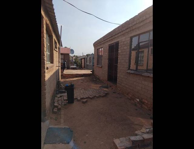 2 BEDROOM HOUSE FOR SALE IN SOSHANGUVE L